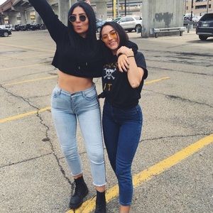 REVICE brand skinny jeans with dark blue detailing